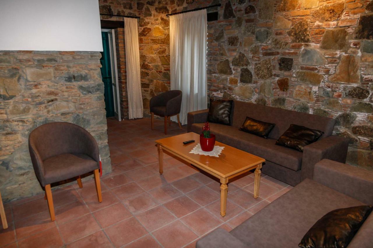 Affittacamere Farmakas Living Esterno foto