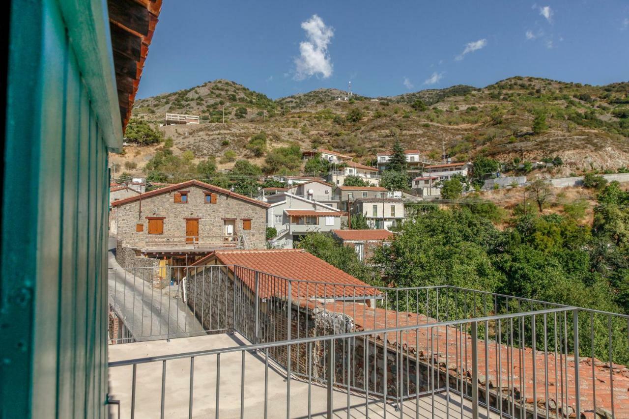 Affittacamere Farmakas Living Esterno foto